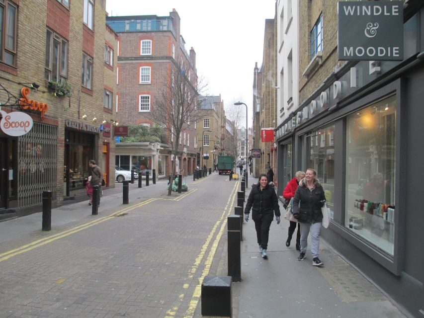 A Muggle's Guide to London: Harry Potter Walking Tour - River Thames Moments and the Knight Bus Chase