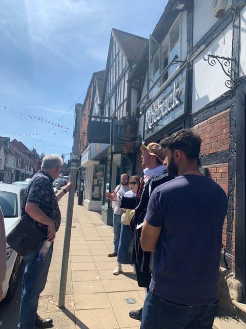 A tour of Warwick with Queen Elizabeth's secret lover - Quick Hits
