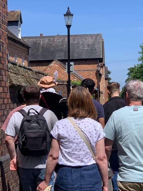 A tour of Warwick with Queen Elizabeth's secret lover - Robert Dudley in Costume: How the In-Character Style Feels Up Close