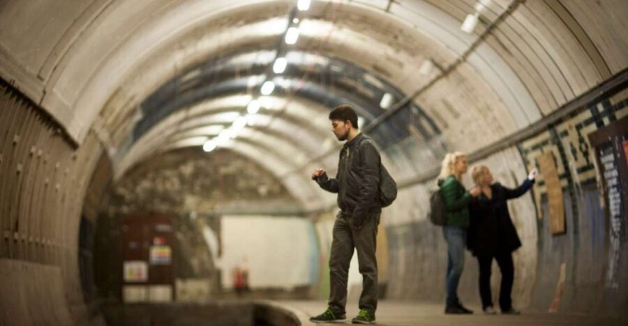 Aldwych: Hidden Tube Station Guided Tour - Meeting at Surrey Street and the rules that affect your comfort