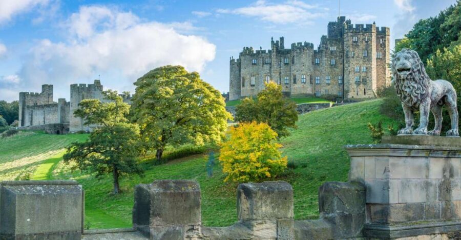 Alnwick Castle, Northumberland & Scottish Borders 1-Day Tour - Holy Island of Lindisfarne: tide timing is the whole game