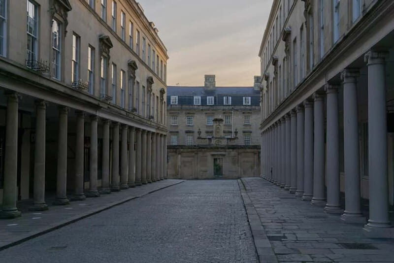 Bath: Best of Bath Walking Tour Ltd, Georgian Tour. - How two hours feels on foot (and what to wear)