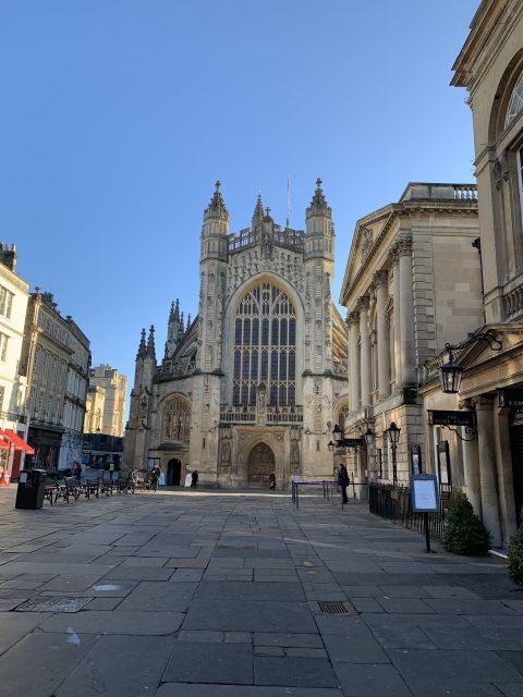 Bath: Guided City Walking Tour with Entry To The Roman Baths - How the 2-hour walk fits: the order that keeps you moving