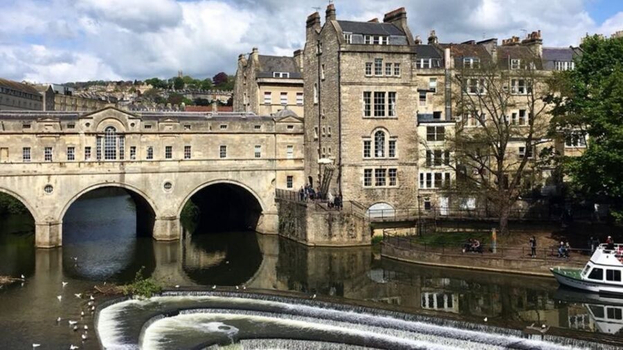 Bath: Guided City Walking Tour with Entry To The Roman Baths - Jane Austen and Bridgerton filming spots: modern stories mapped onto real streets