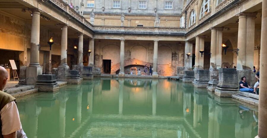 Bath: Guided City Walking Tour with Entry To The Roman Baths - Meeting point near Bath Abbey: start where the city’s story concentrates