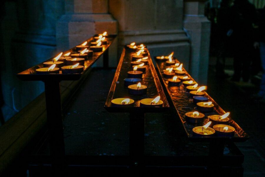 Bath: Guided Ghost Tour - Walking comfort: dark streets, two step spots, and weather reality