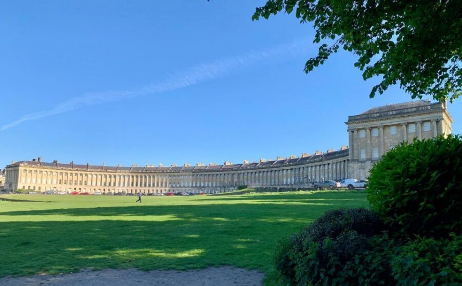 Bath: Private Unconventional History of Bath Walking Tour - Pulteney Bridge and Guildhall: where Bath shows off, and where life happens