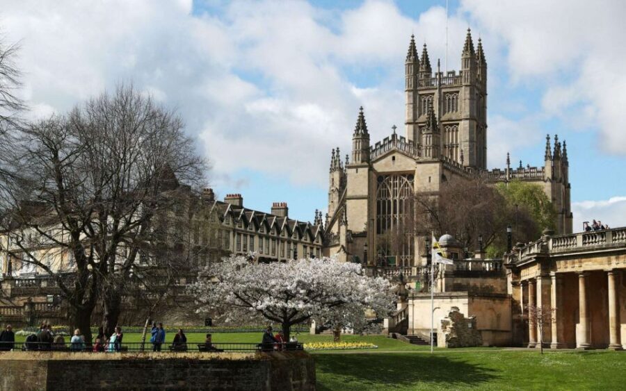 Bath: Private Walking Tour - Who should book this Bath private tour?