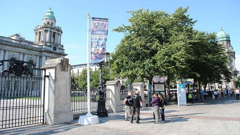 Belfast: Best of Belfast History, Culture & Art Walking Tour - Architecture route: Victorian grandeur to modern masterpieces