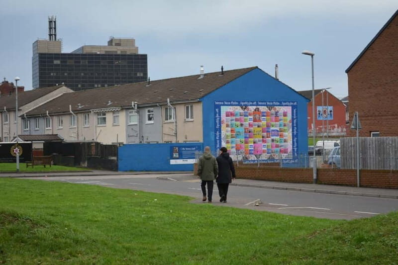 Belfast: Famous Murals Private Tour - Murals as a living map of The Troubles