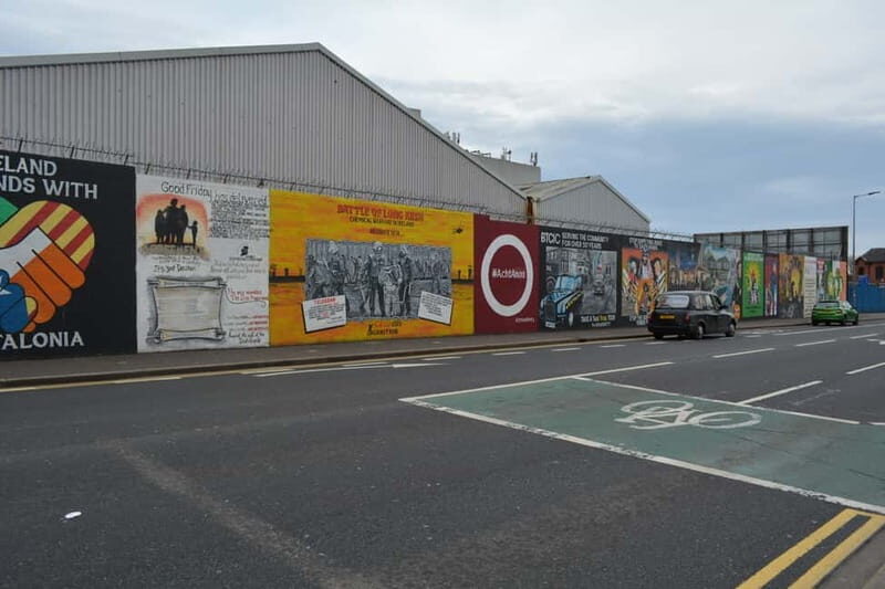 Belfast: Famous Murals Private Tour - Price and value: $54 for a private guide, not a lecture hall