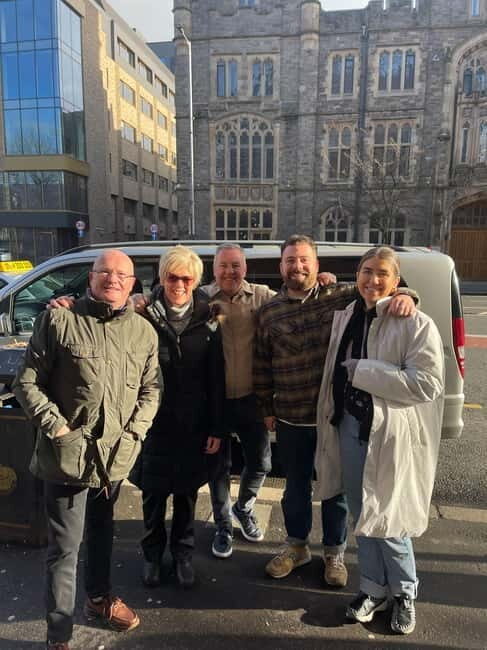 Belfast: Peace Wall & Mural Tour - The guides make it: humour, personal connection, and real talk
