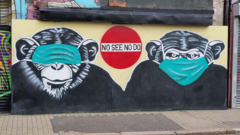 Belfast : Pub Music , Street Art Experience Walking Tour - The “narrow entries” and quirky culture stops that make it feel local