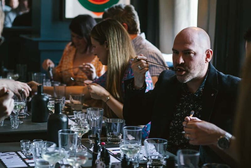 Belfast: Sensory Cocktail Experience with 4 Cocktails - Hosts and pacing: why the guide matters here