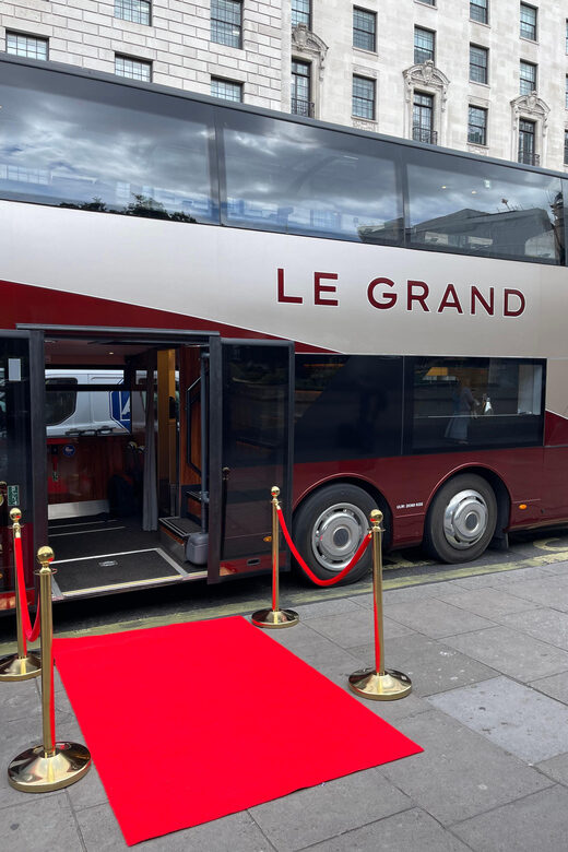 Best of London by LE GRAND - London's Luxury Bus Tour - LE GRAND comfort and service: what luxury looks like on a bus