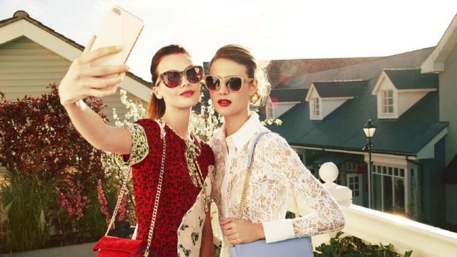 Bicester Village Shopping Trip from London with VIP Discount - Bicester Village: How to Use About Five Hours of Shop Time