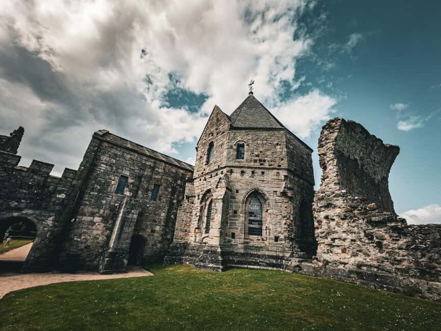 Boat trip and guided tour to Inchcolm Island - Inside Inchcolm Abbey: Hermit’s Cell and the stories that make it click