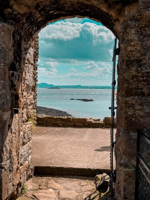 Boat trip and guided tour to Inchcolm Island - Price and value: where your $40 can turn into a full-day total