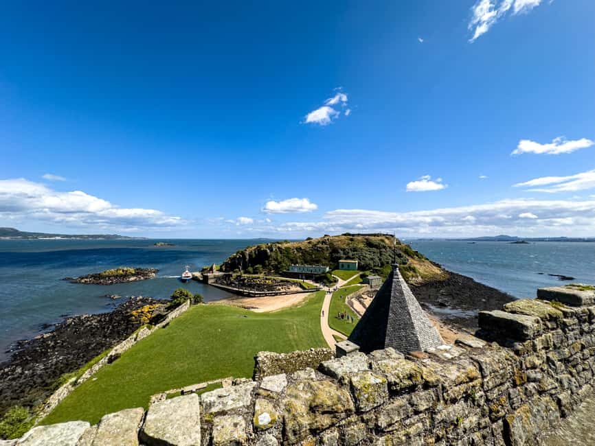 Boat trip and guided tour to Inchcolm Island - South Queensferry viewpoint and village walk: why this stop isn’t filler