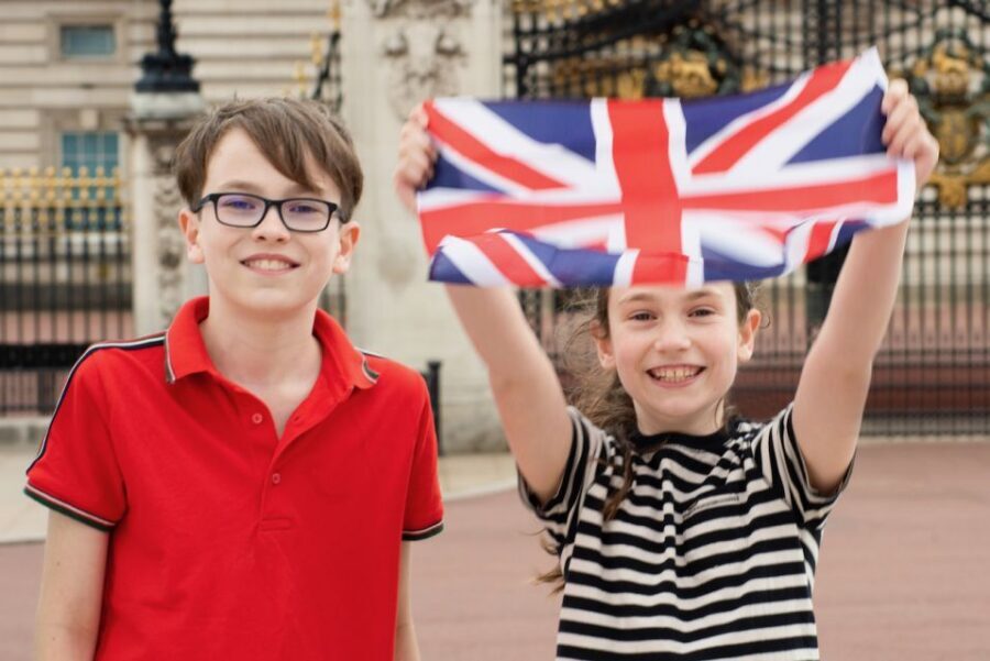 Bobbies, Corgis and the 7 Lions - Why This 2-Hour Westminster Walk Works for Families