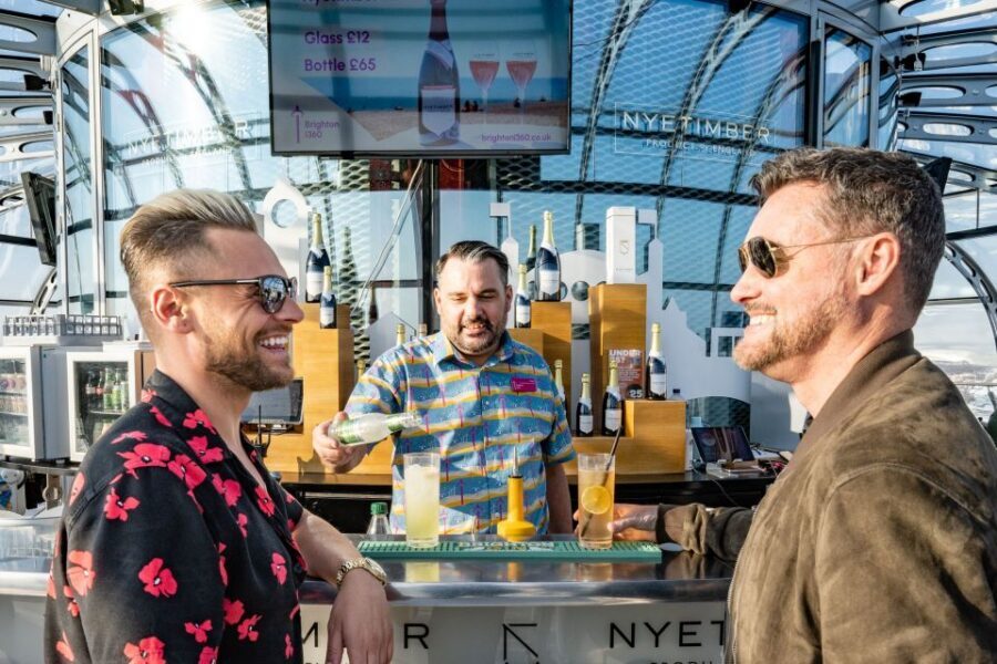 Brighton: Sky Bar i360 Entry Ticket with One Drink - Photo and pacing tips for the best results
