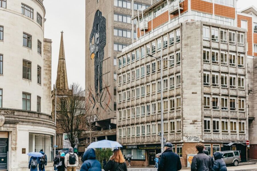 Bristol: Blackbeard to Banksy Guided Walking Tour - Castle Park and Bristol Bridge: the Norman site and WWII echoes