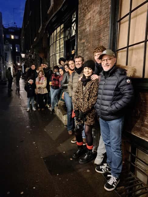 Bristol: Ghosts, Ghouls and Gallows Guided Tour - How this 2-hour nighttime stroll actually feels
