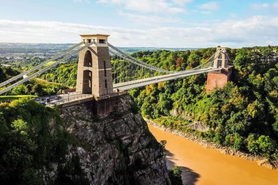 Bristol : Sightseeing Custom Tour with a Local Guide - Clifton Suspension Bridge: classic views, timed so you can actually enjoy them