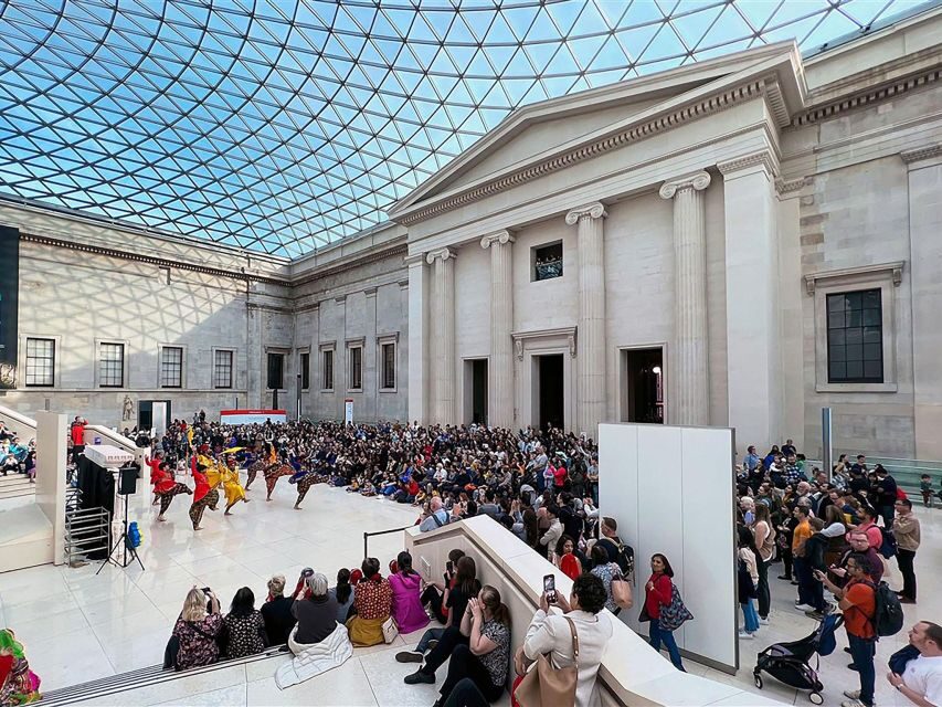 British Museum Tour: Rosetta Stone, Parthenon, Mummies - Parthenon sculptures and the Lord Elgin controversy