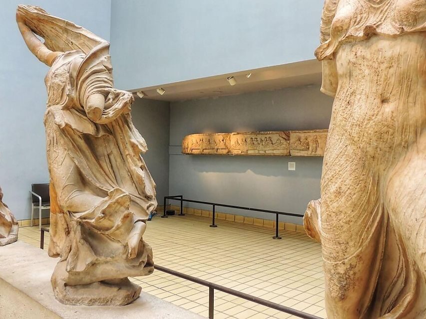 British Museum Tour: Rosetta Stone, Parthenon, Mummies - Ancient Egyptian mummies: burial goods and everyday life clues