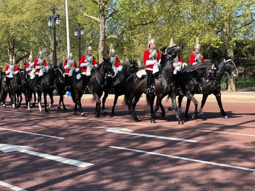 Buckingham Palace Visit and Changing of the Guard Tour - Price and value: what $97 buys in a 3.5-hour package