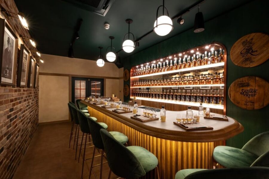 Buffalo Trace Distillery: Elevated Whiskey Experience - A Small Souvenir Shop Worth a Look