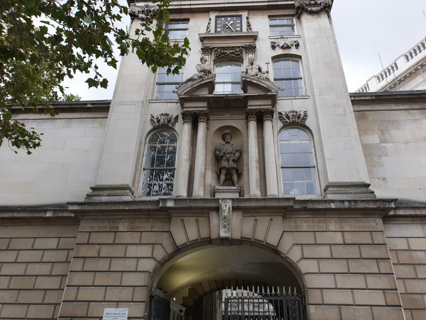 Burnings, Butchery & Black Death: London's Bloody Past - Key highlights you’ll remember