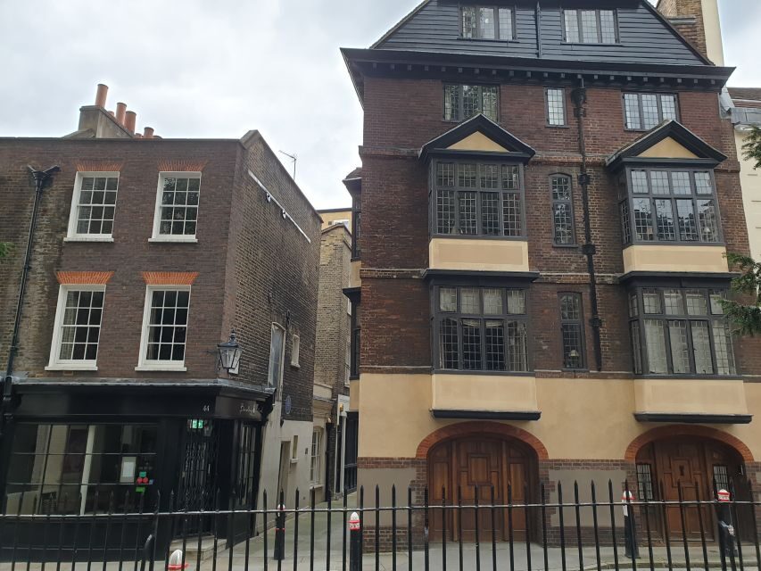 Burnings, Butchery & Black Death: London's Bloody Past - A 2-hour, 2-mile walk with a tight, story-first pace