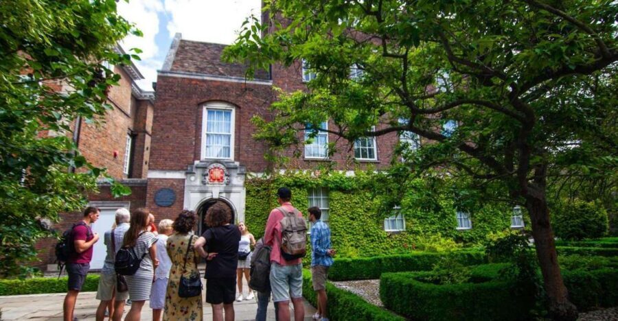 Cambridge: 2-Hour Private University Walking Tour - Price and value: is $101 per person fair for a 2-hour private tour?
