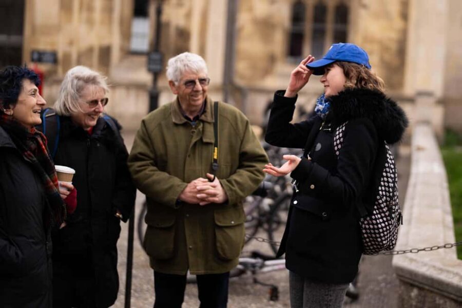Cambridge: Alumni-led Tour & Punt w/ King's College Option - Key things that make this tour work