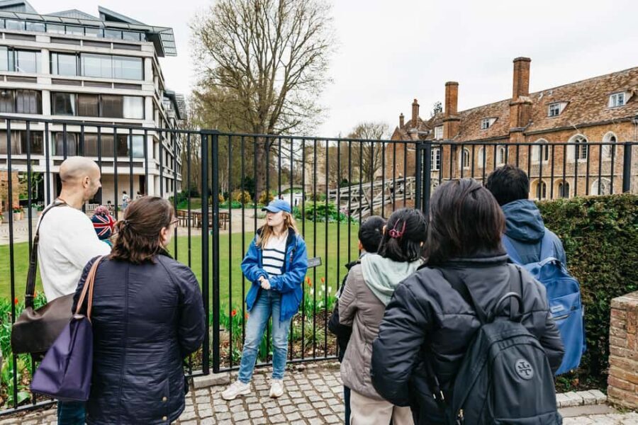 Cambridge: Alumni-led Walking Tour w/opt King's Chapel - Weather, terrain, and other real-world considerations