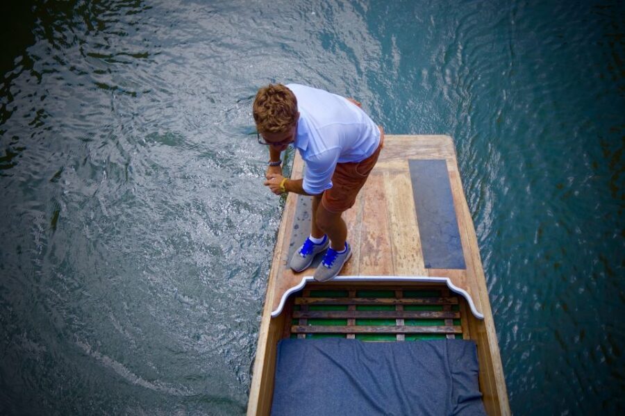 Cambridge: Chauffeured Punting Tour - Arriving at Jesus Green: Where the tour starts and how not to miss it