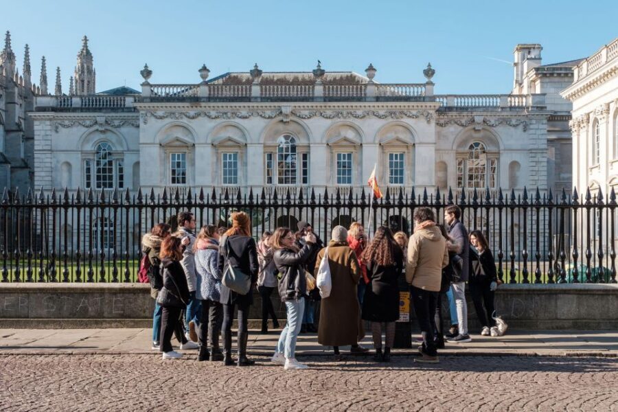 Cambridge: Chinese University Student-Guided Walking Tour - Corpus Christi Clock, Great St Mary’s, and St Bene’t’s: Central Cambridge Stops