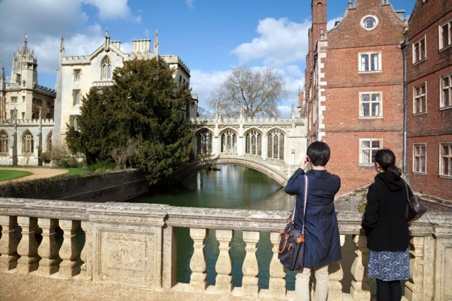 Cambridge: Chinese University Student-Guided Walking Tour - Small-Group Pace, Flexible Stops, and College Entry Reality