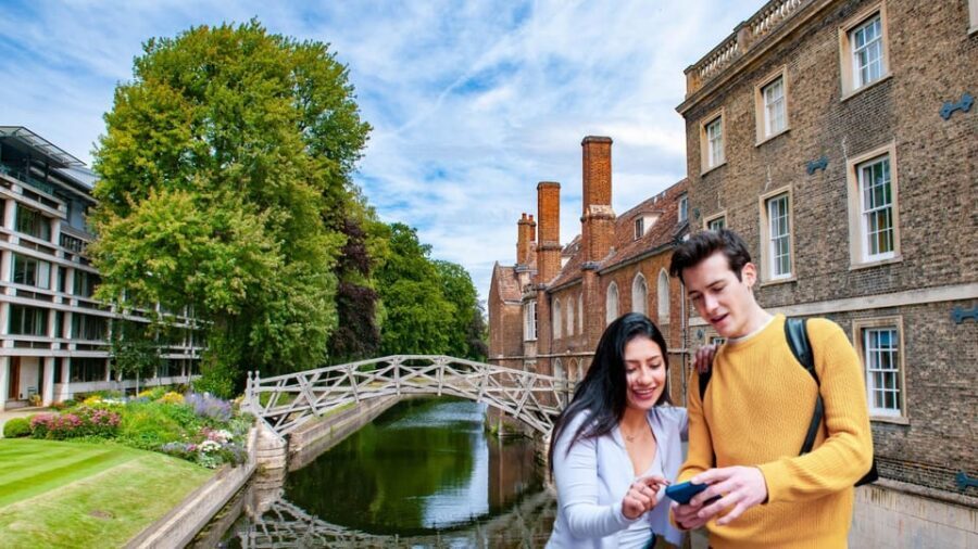 Cambridge: City Walking Tour & Exploration Game - Starting at Great St Mary’s and getting your quest rolling