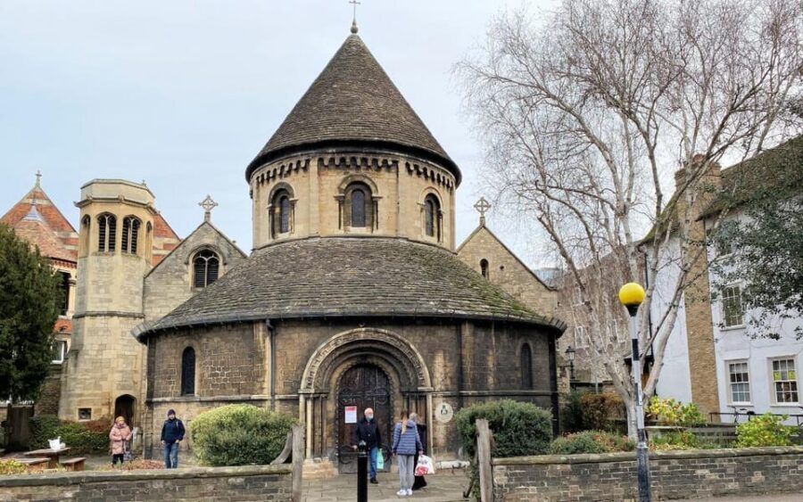 Cambridge: City Walking Tour & Exploration Game - Price and value: what $37 per group really buys you