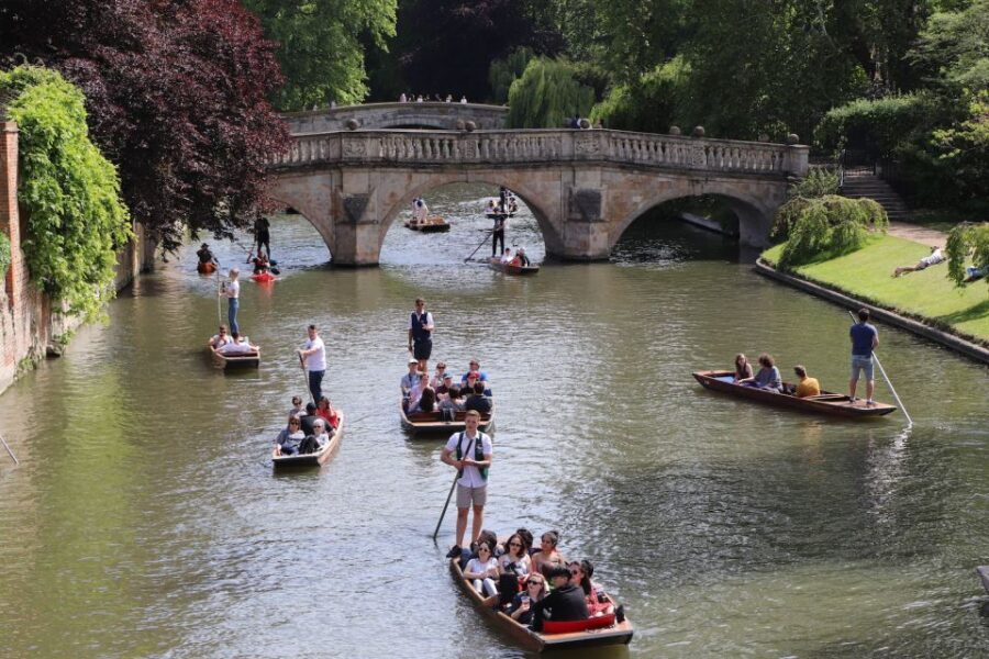 Cambridge: Private Chauffeured Punting Tour - Key highlights worth timing your day around