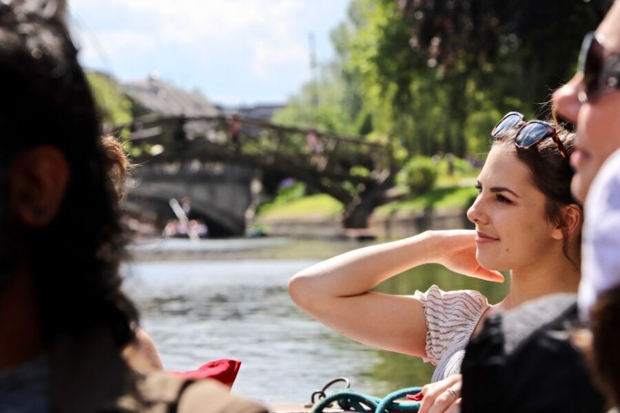 Cambridge: Private Chauffeured Punting Tour - Who should book this private punting tour
