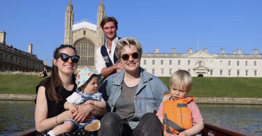 Cambridge: Shared Chauffeured Punting Tour - Shared punt, but your group stays together