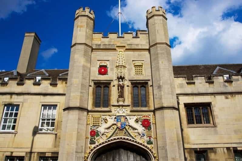 Cambridge: Sightseeing Walking Tour with a Local Guide - Historic center to college exteriors: what you’ll get beyond photos