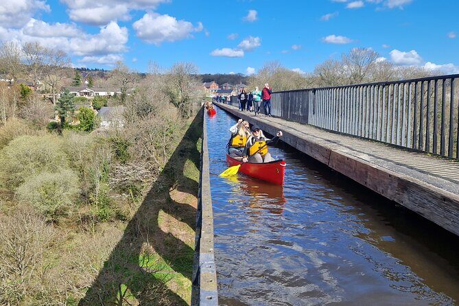 Canoe Trip Over the Pontcysyllte Aqueduct - Small group size (15 max) and why it matters