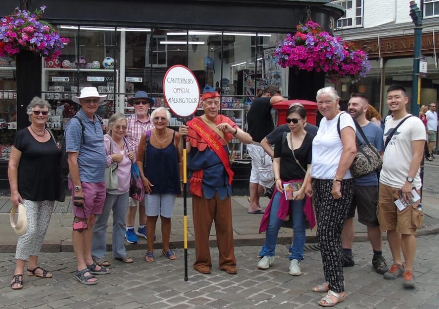 Canterbury: Walking Tour with Green Badge Guide - Walking Pace, Guide Style, and Why People Rate This So High