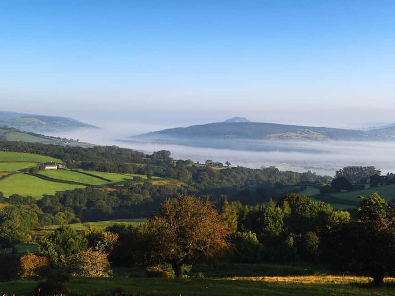 Cardiff: Welsh Castles, Mountains & Steam Railway Day Tour - Cardiff to Caerphilly to Brecon: what makes this day tour work