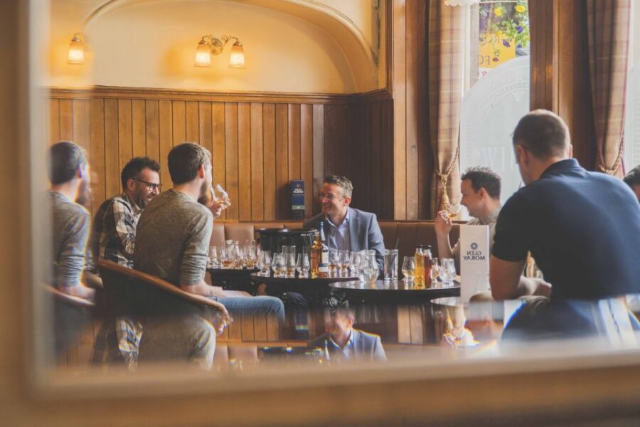 Cellar Of Scotland Walking Tour - Scotland's finest drinks - The Barony Bar start: where the tour gets its legs
